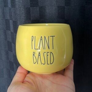 Rae  dun planter